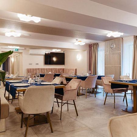 Pensiunea Iristar Fălticeni Εξωτερικό φωτογραφία