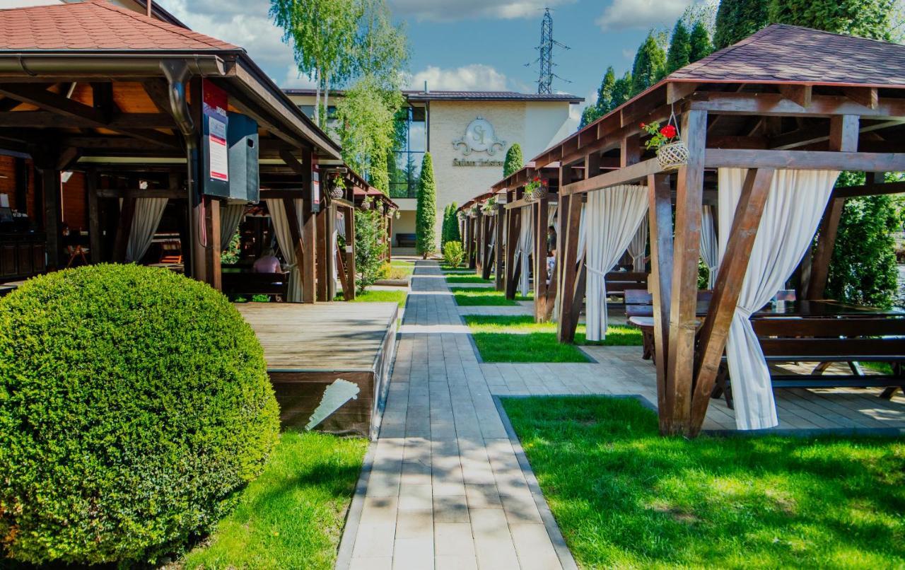 Pensiunea Iristar Fălticeni Εξωτερικό φωτογραφία